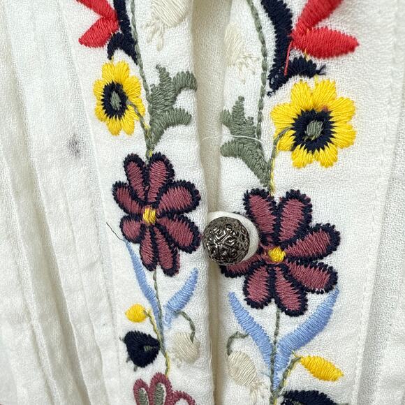For the Republic Medium Boho Embroidered V-Neck Button-Front Pintuck Top Blouse - Picture 2 of 8